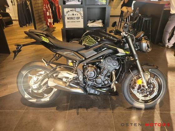 TRIUMPH STREET TRIPLE RS ABS 